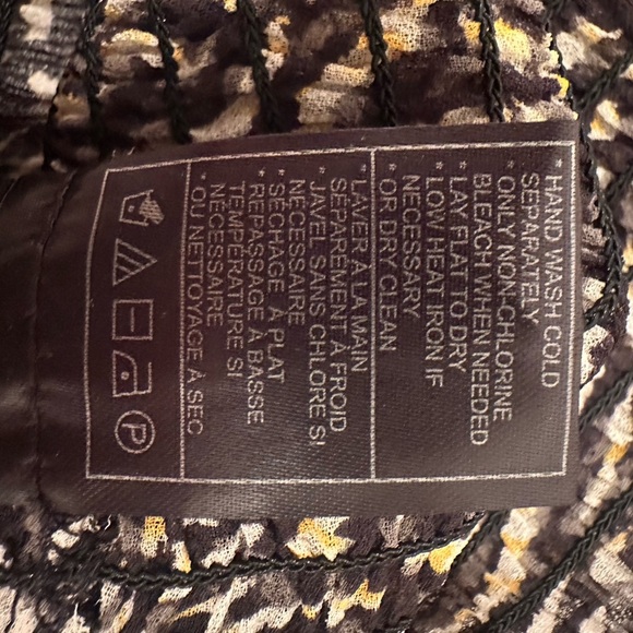 Steve Madden NWT Animal Print Sheer Sleeve Smocked Stretchy Waist  Sz XS - Picture 7 of 8